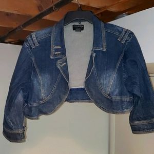 Half jean jacket